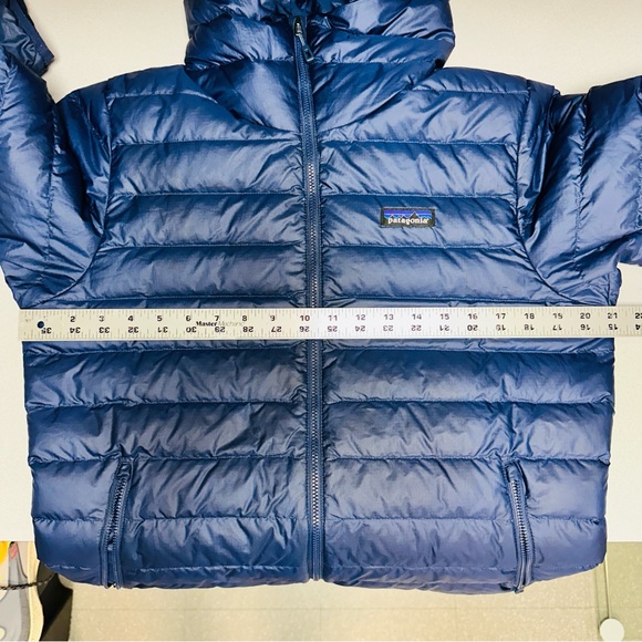 Patagonia Down Sweater Hoody Jacket - Picture 11 of 11